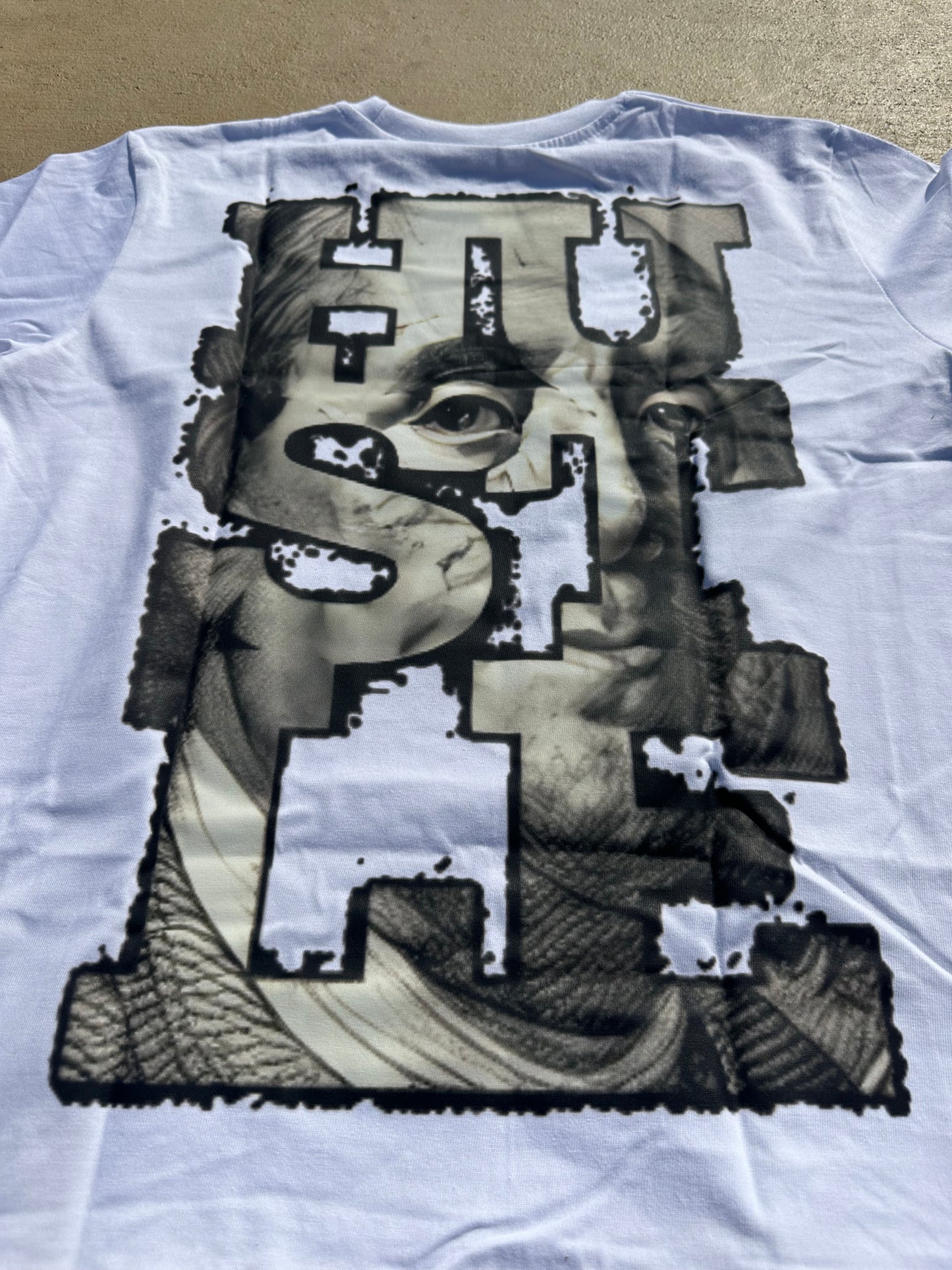 Ben Frank Eye$